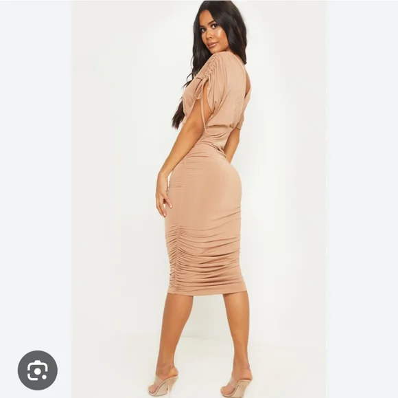 Fashion Nova ruched dress NWT - Picture 3 of 16